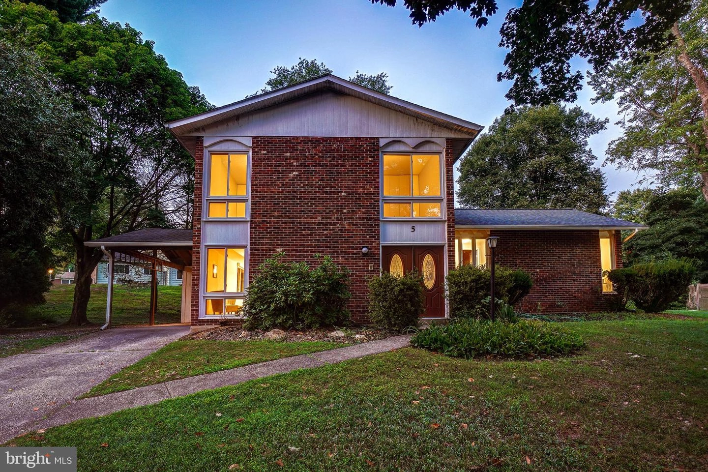 Exterior - 5 Autumn Ct, Silver Spring, MD 20904 photo 1 of 7