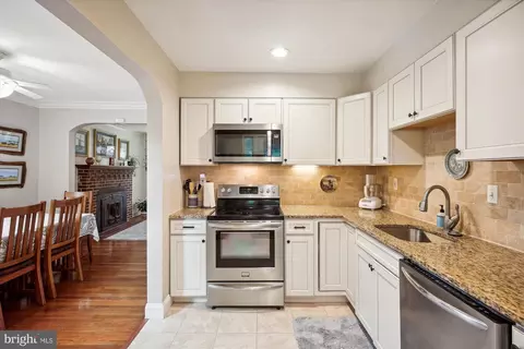 1005 Orchard Way, Silver Spring, MD 20904 photo 14