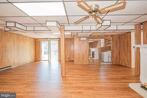 Living - 1225 Smith Village Rd, Silver Spring, MD 20904 photo 8 of 10