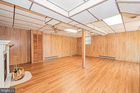 Living - 1225 Smith Village Rd, Silver Spring, MD 20904 photo 9 of 10