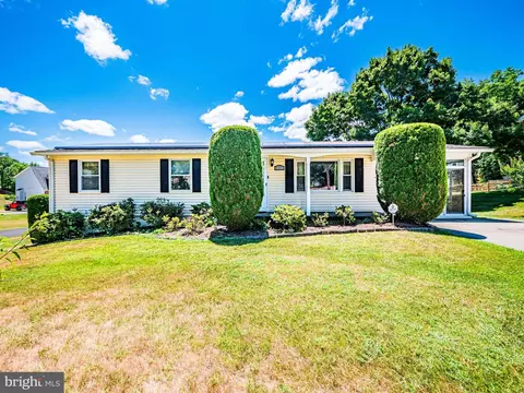 1225 Smith Village Rd, Silver Spring, MD 20904