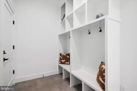 Entry Way - 6404 Bells Mill Rd, Bethesda, MD 20817 photo 1 of 1