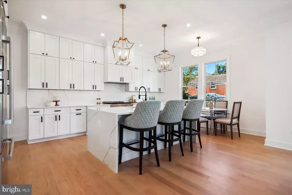 Kitchen - 6404 Bells Mill Rd, Bethesda, MD 20817 photo 3 of 4