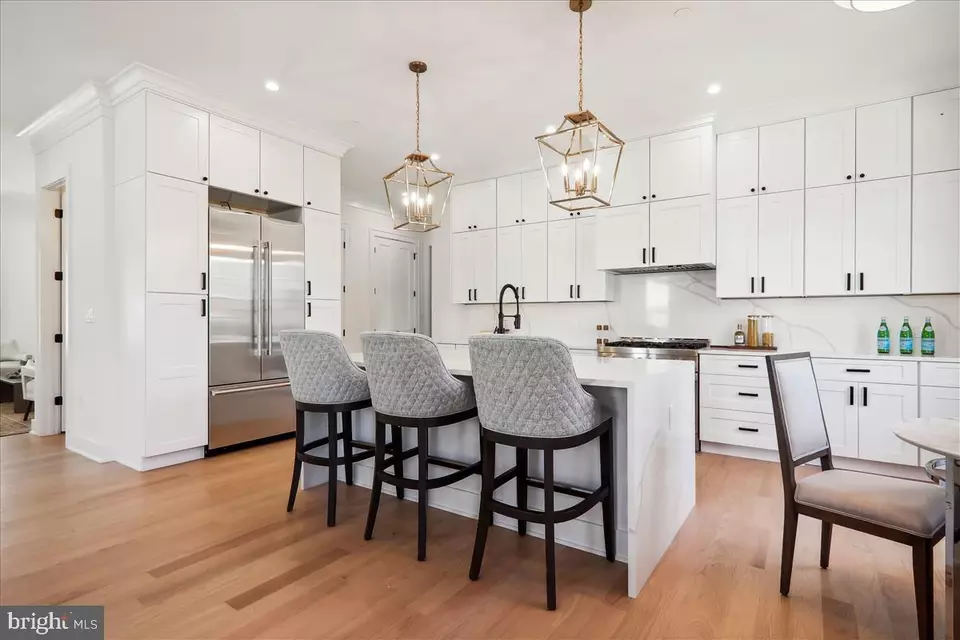 Kitchen - 6404 Bells Mill Rd, Bethesda, MD 20817 photo 2 of 4