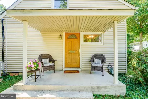 13201 Midway Ave, Rockville, MD 20851