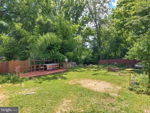 Exterior - 12232 Kendall St, Silver Spring, MD 20902 photo 8 of 9