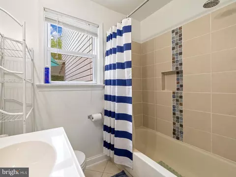 Bath - 12232 Kendall St, Silver Spring, MD 20902 photo 3 of 3