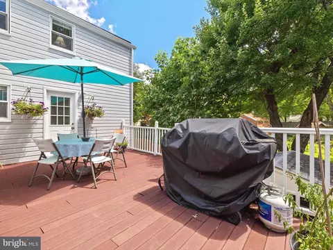 Exterior - 12232 Kendall St, Silver Spring, MD 20902 photo 5 of 9