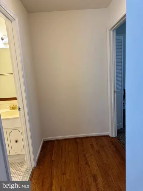 Entry Way - 14636 Tynewick Ter #3-1463, Silver Spring, MD 20906 photo 4 of 9