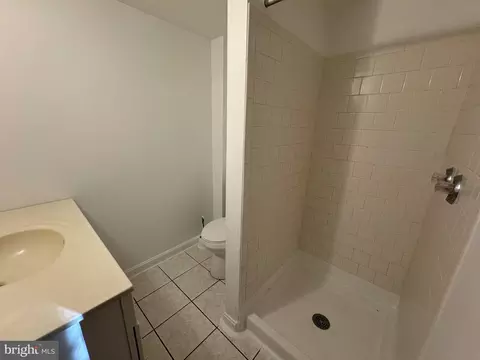 Bath - 14636 Tynewick Ter #3-1463, Silver Spring, MD 20906 photo 5 of 5