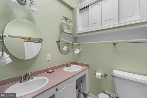 12017 Coldstream Dr, Potomac, MD 20854 photo 19