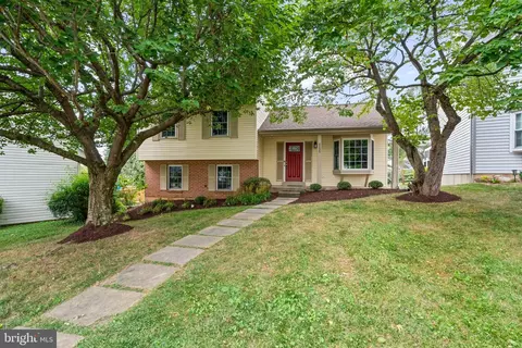 20420 Bloomingville Ct, Germantown, MD 20876