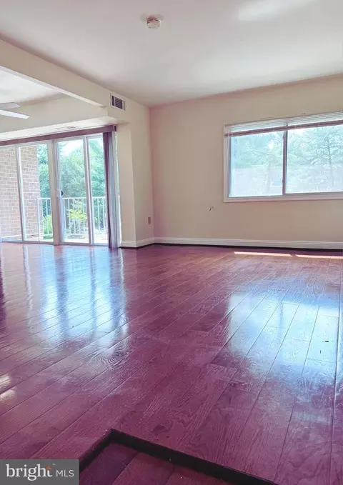 3854 Bel Pre Rd #12, Silver Spring, MD 20906 photo 2