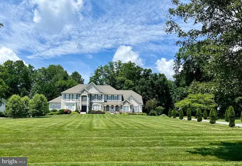 25016 Johnson Farm Rd, Laytonsville, MD 20882