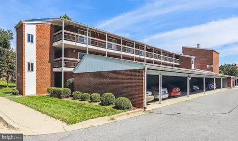 15100 Glade Dr #11-3A, Silver Spring, MD 20906