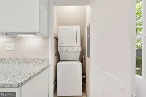 8518 Geren Rd #18-2, Silver Spring, MD 20901 photo 17