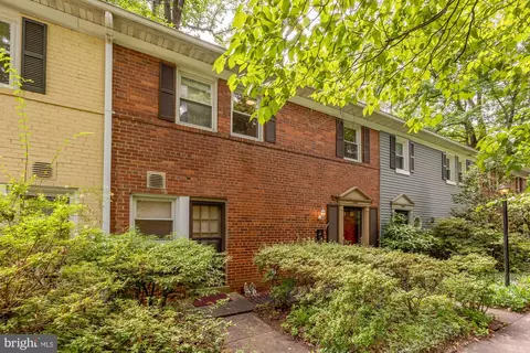 8518 Geren Rd #18-2, Silver Spring, MD 20901 photo 2
