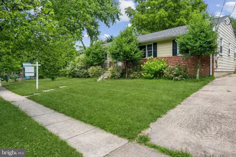 2903 Henderson Ave, Silver Spring, MD 20902 photo 3