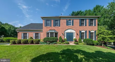 19832 Helmond Way, Montgomery Village, MD 20886