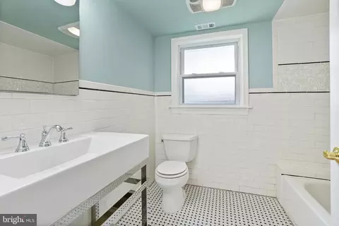 2215 Salisbury Rd, Silver Spring, MD 20910 photo 27