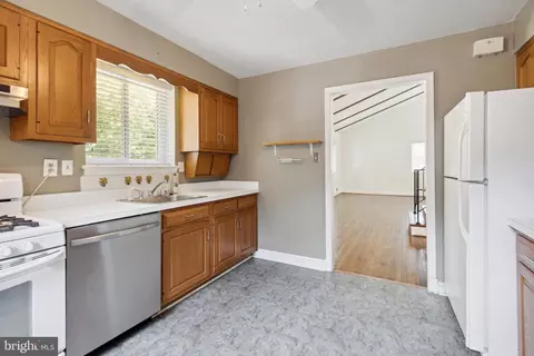 10117 Renfrew Rd, Silver Spring, MD 20901 photo 7
