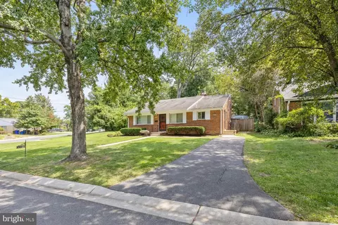 10117 Renfrew Rd, Silver Spring, MD 20901 photo 3