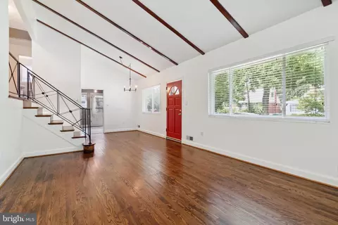 10117 Renfrew Rd, Silver Spring, MD 20901 photo 4