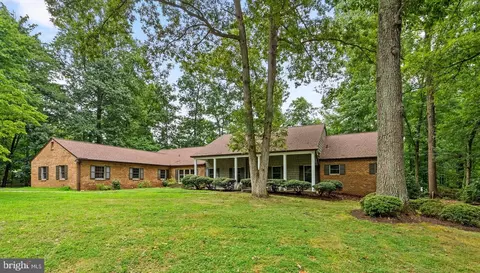 17521 Shenandoah Ct, Ashton, MD 20861