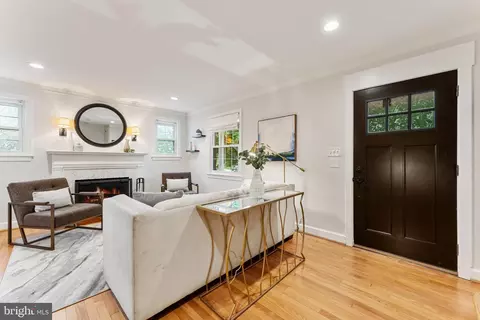 113 Normandy Dr, Silver Spring, MD 20901 photo 4