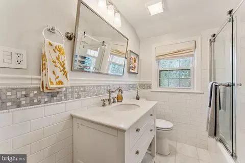 113 Normandy Dr, Silver Spring, MD 20901 photo 36