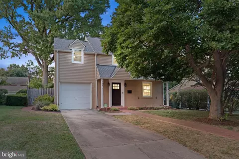 113 Normandy Dr, Silver Spring, MD 20901 photo 2