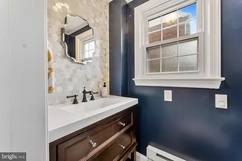 113 Normandy Dr, Silver Spring, MD 20901 photo 18