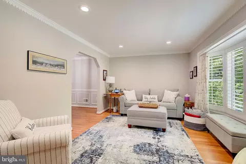 1551 Ivystone Ct, Silver Spring, MD 20904 photo 4