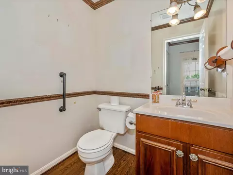 10942 Pebble Run Dr, Silver Spring, MD 20902 photo 21
