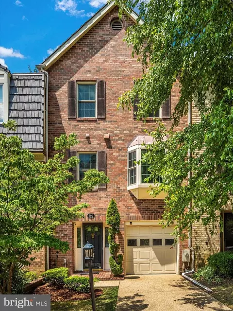 10942 Pebble Run Dr, Silver Spring, MD 20902 photo 33