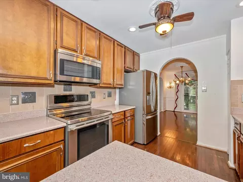 10942 Pebble Run Dr, Silver Spring, MD 20902 photo 16