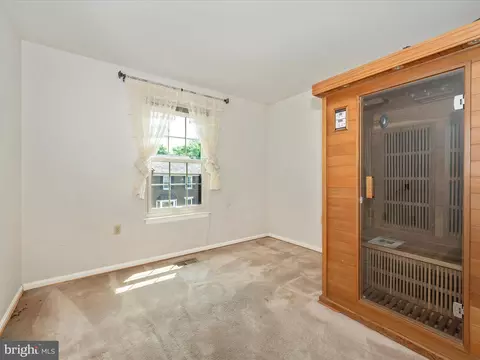 10942 Pebble Run Dr, Silver Spring, MD 20902 photo 28