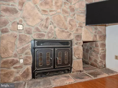 10942 Pebble Run Dr, Silver Spring, MD 20902 photo 8