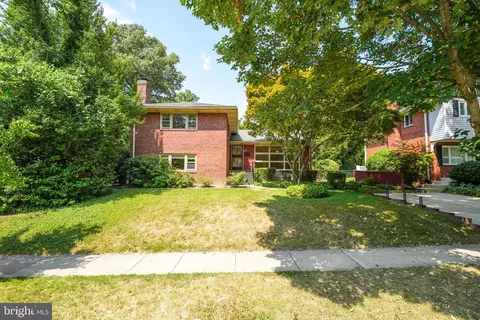 8504 Sundale Dr, Silver Spring, MD 20910