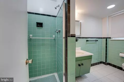8504 Sundale Dr, Silver Spring, MD 20910 photo 29
