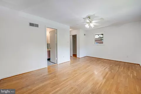 8504 Sundale Dr, Silver Spring, MD 20910 photo 21