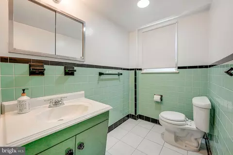 8504 Sundale Dr, Silver Spring, MD 20910 photo 28