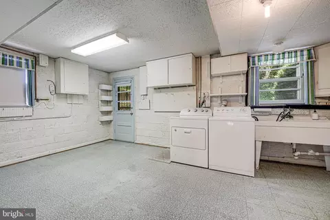 8504 Sundale Dr, Silver Spring, MD 20910 photo 30