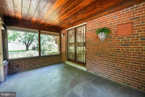 8504 Sundale Dr, Silver Spring, MD 20910 photo 14