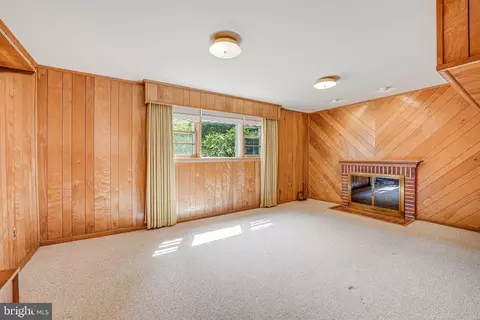 8504 Sundale Dr, Silver Spring, MD 20910 photo 18
