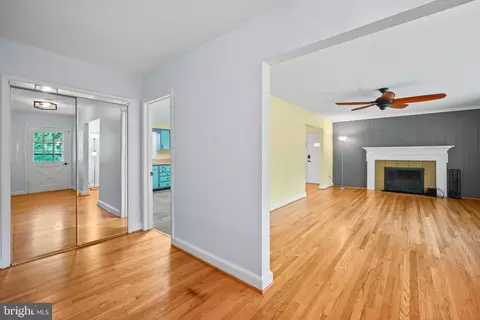 501 Blick Dr, Silver Spring, MD 20904 photo 3