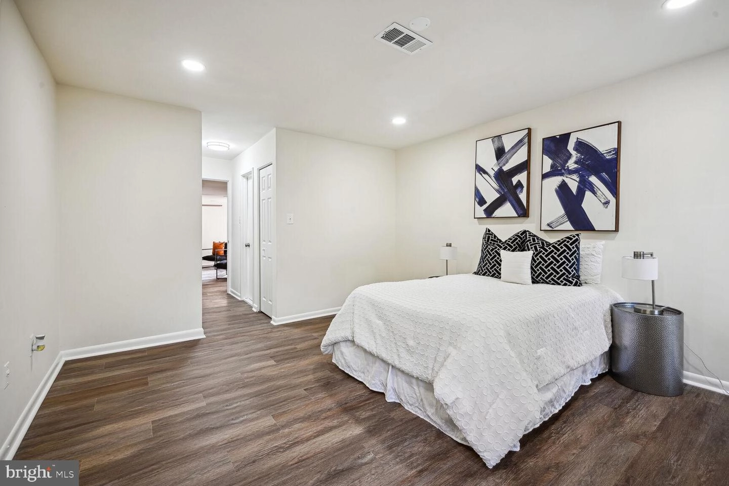 2107 Walsh View Ter #102, Silver Spring, MD 20902 photo 8