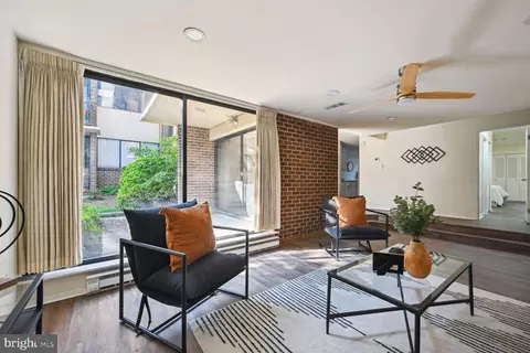 2107 Walsh View Ter #102, Silver Spring, MD 20902 photo 3