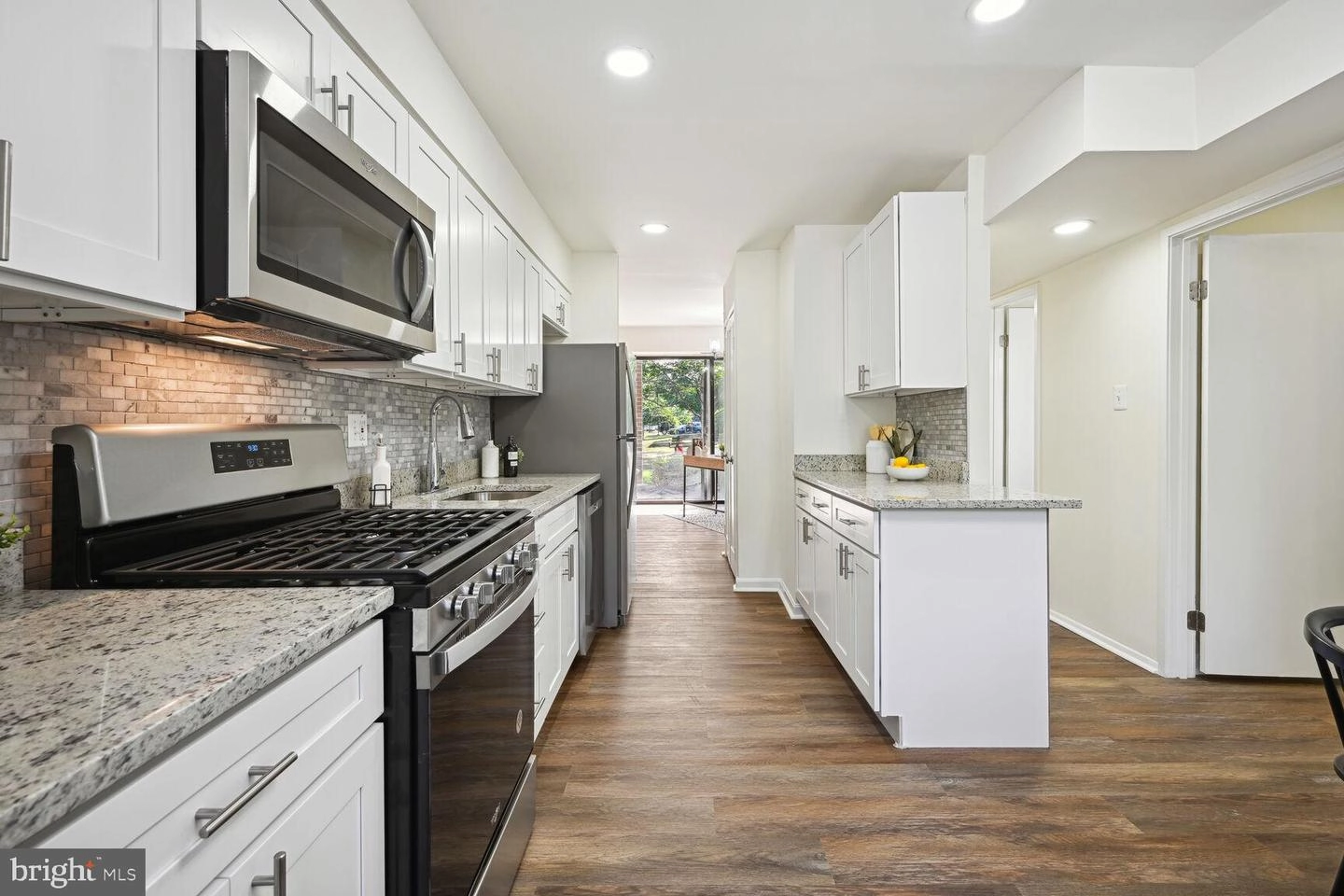 2107 Walsh View Ter #102, Silver Spring, MD 20902 photo 7