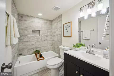 2107 Walsh View Ter #102, Silver Spring, MD 20902 photo 13
